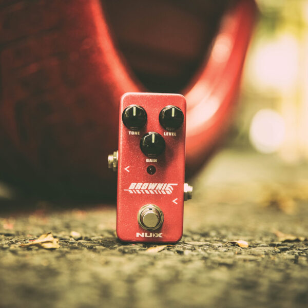 NuX Brownie Distortion Pedal - Promo