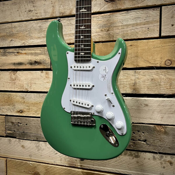PRS SE John Mayer Silver Sky Rosewood Fingerboard – Ever Green - Angle 2