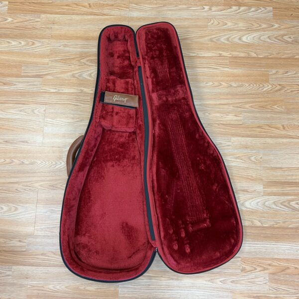 Gibson Les Paul Studio Tribute 2019 (Pre-Owned) - Satin Cherry Sunburst - Gig Bag Interior