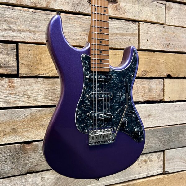 Levinson Sceptre Ventana Standard SV1 Electric Guitar - Metallic Purple - Angle 1