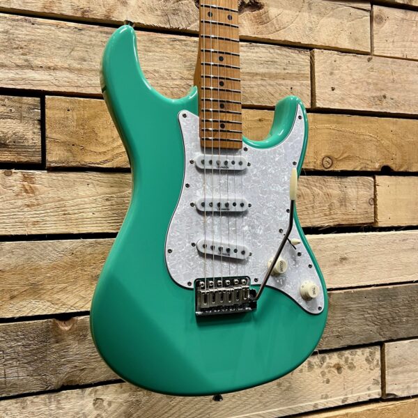 Levinson Sceptre Ventana Standard SV1 Electric Guitar - Sea Foam Green - Angle 1